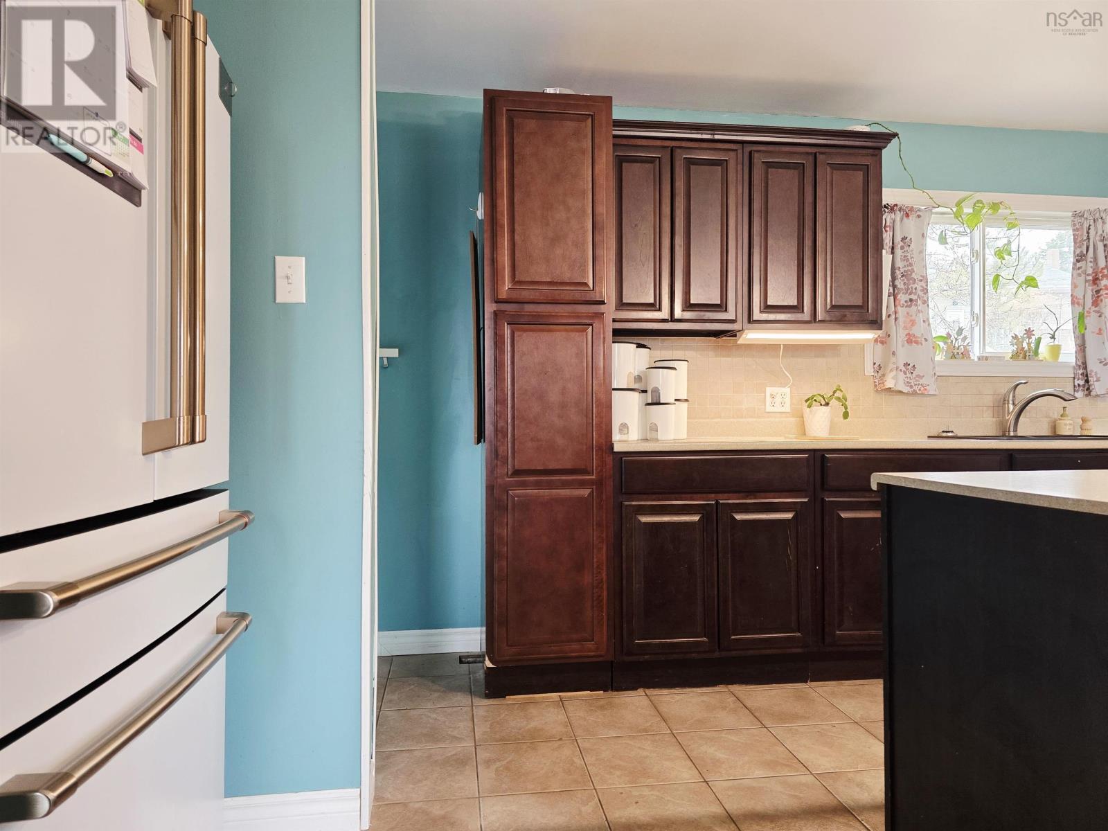 Property 17 of 45 of 42 Eleventh Street