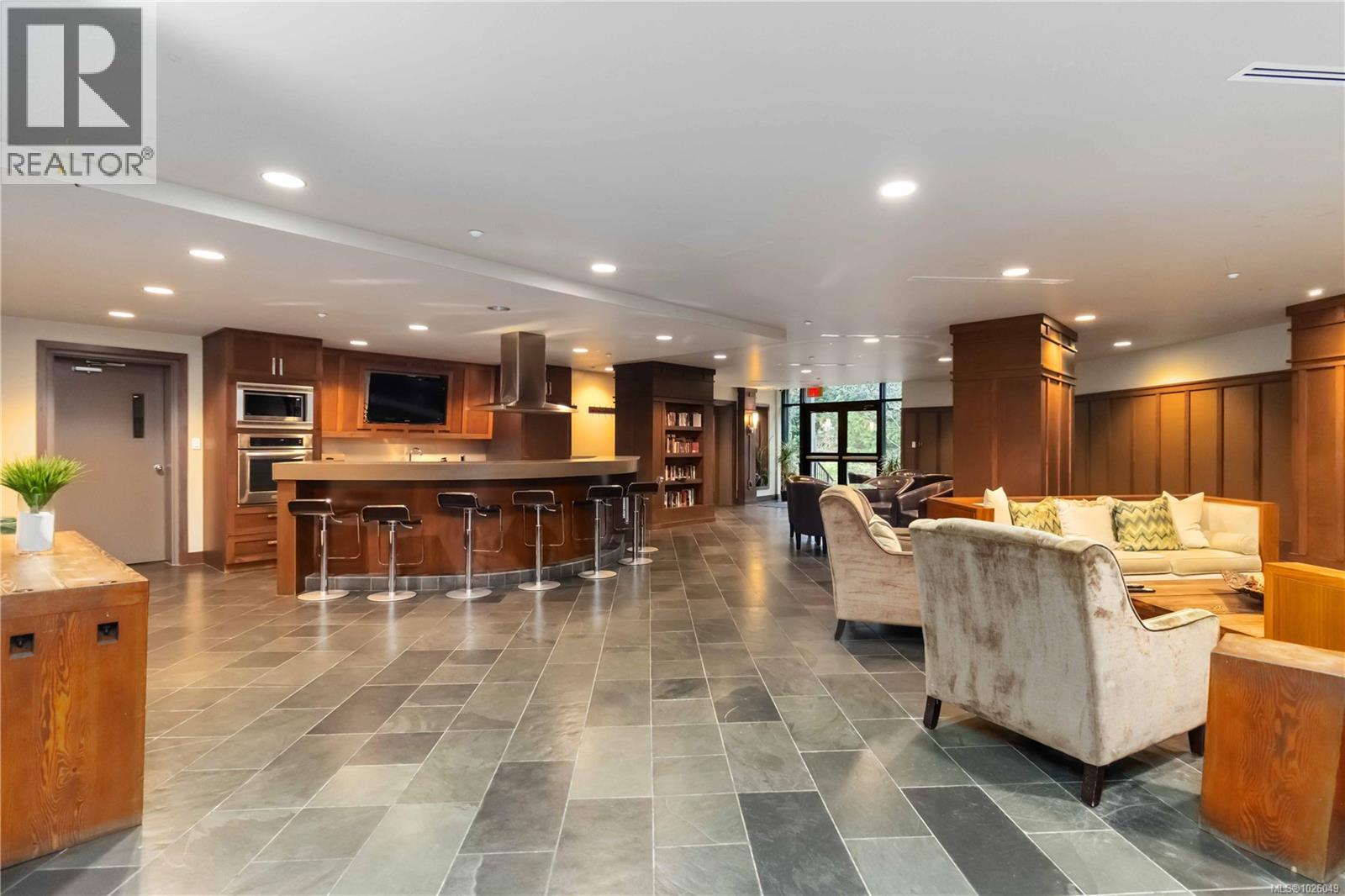 109 1400 Lynburne Place, Langford