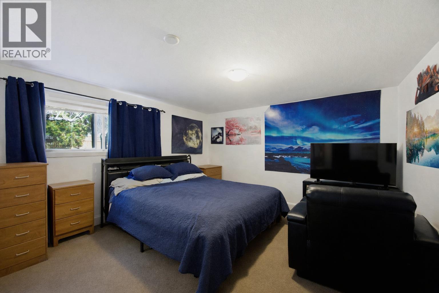 2768 VALLEYVIEW DRIVE - 23