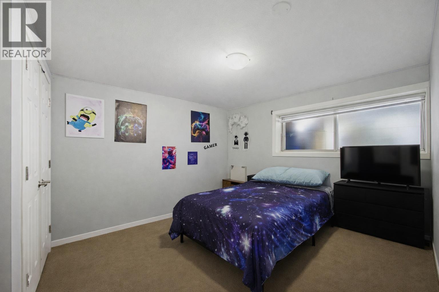 2768 VALLEYVIEW DRIVE - 24