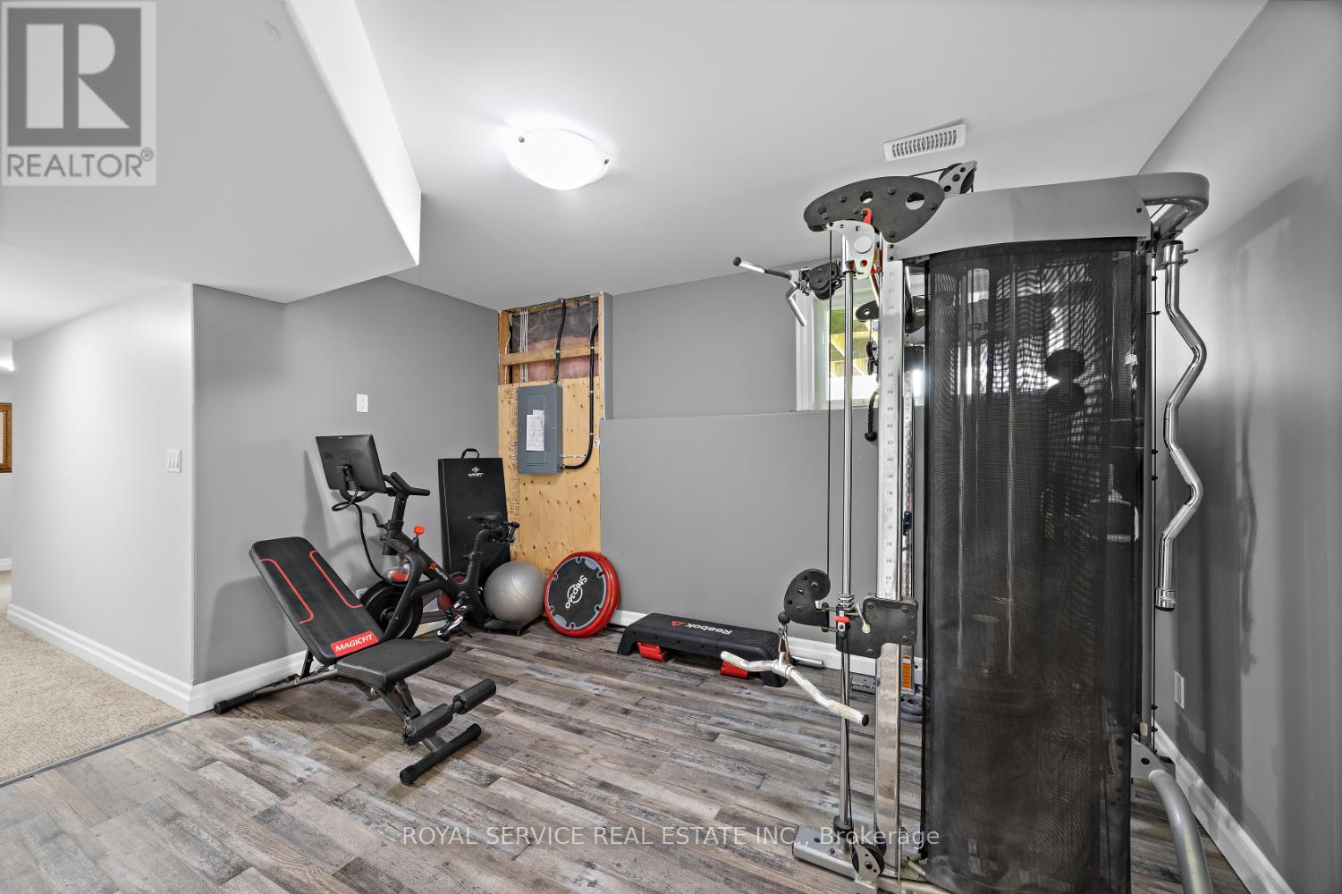 381 SHARPE LINE - 28