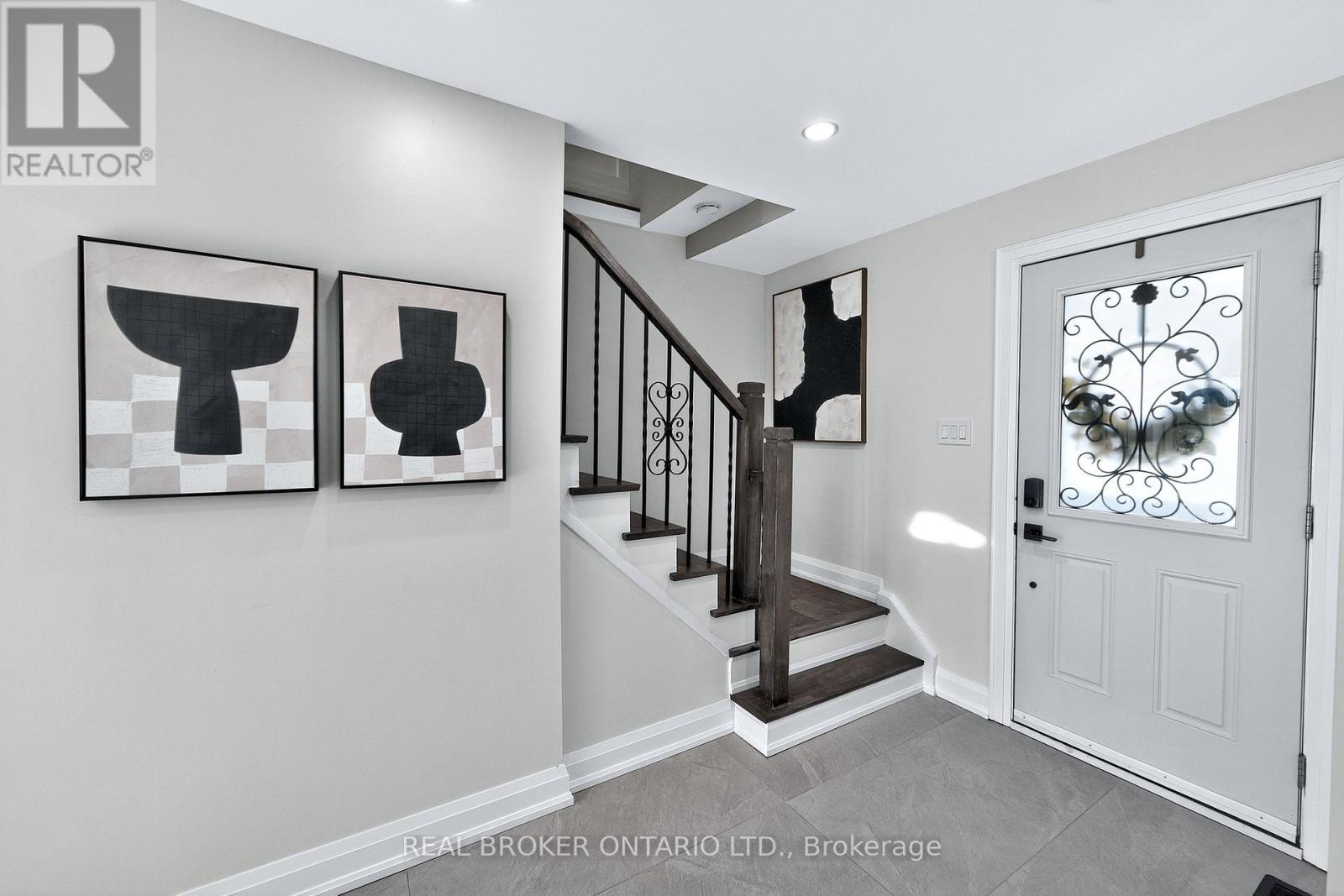 10 ESSEX PLACE - 3
