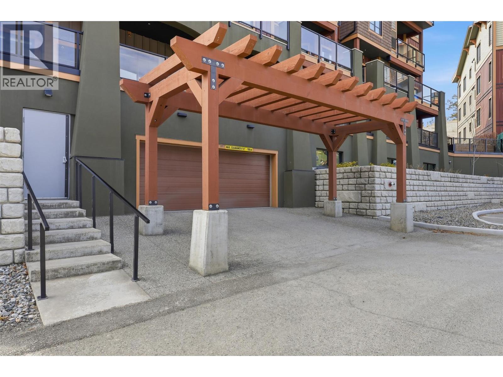 1405 SPRINGHILL Drive Unit# 2103, Kamloops