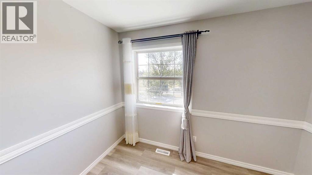 36 CHAPARRAL DRIVE SE - 17