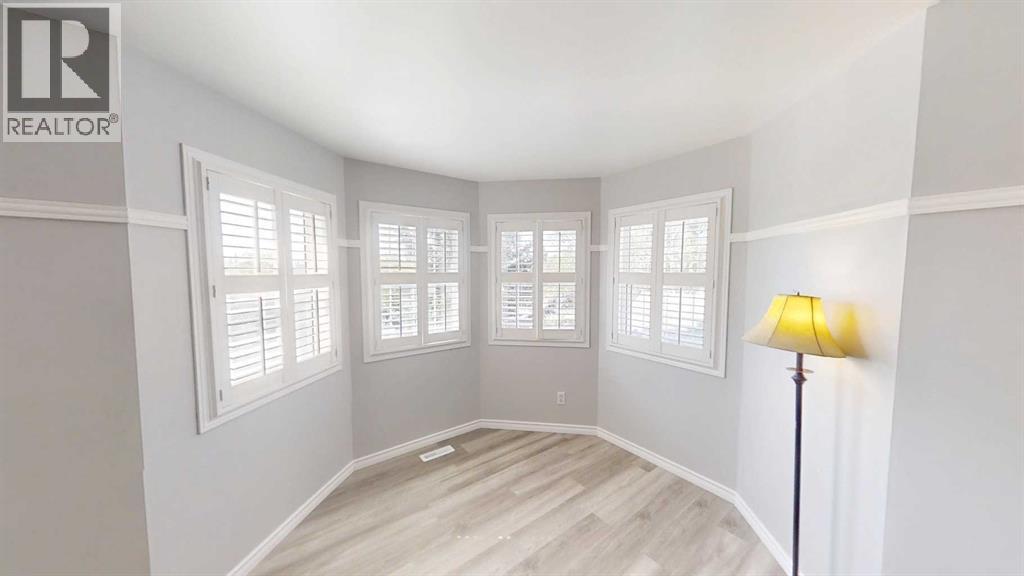 36 CHAPARRAL DRIVE SE - 23