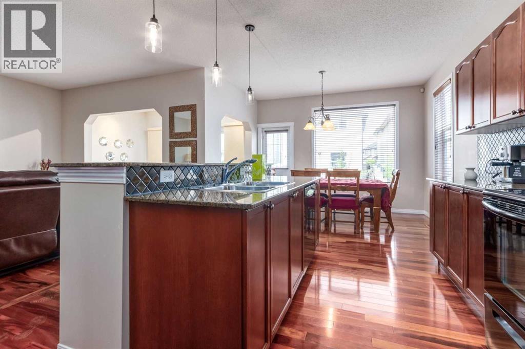 Single Family House for Sale in  Everglen Crescent SW Evergreen Calgary 