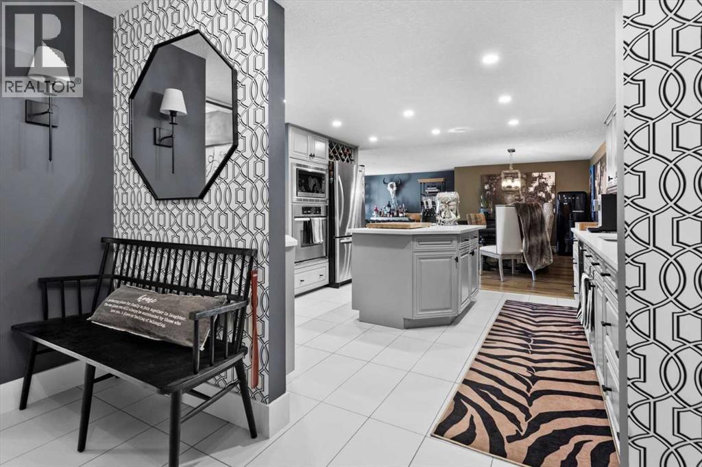 #302 320 MEREDITH ROAD NE - 11