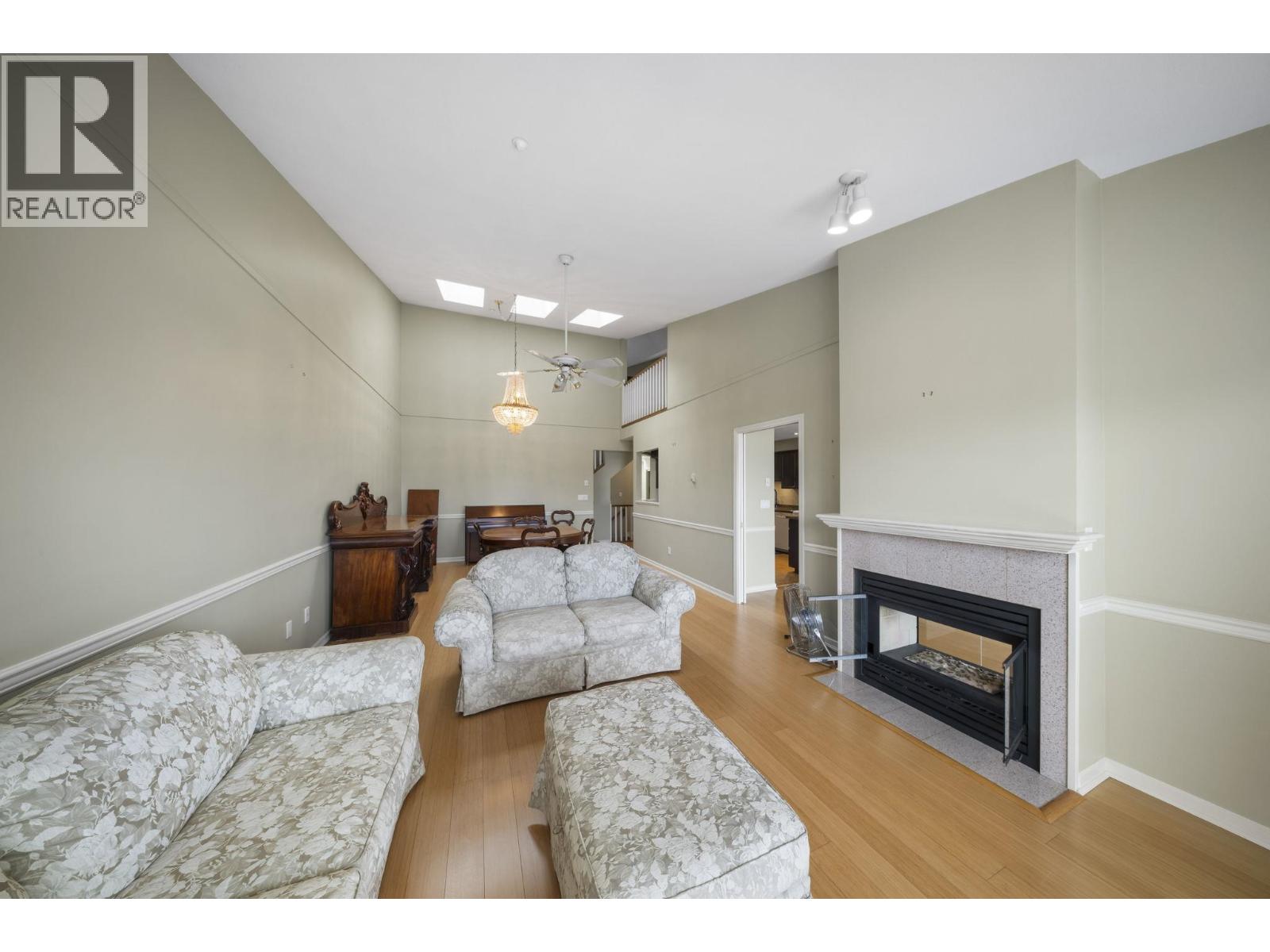 20 323 GOVERNORS COURT, New Westminster