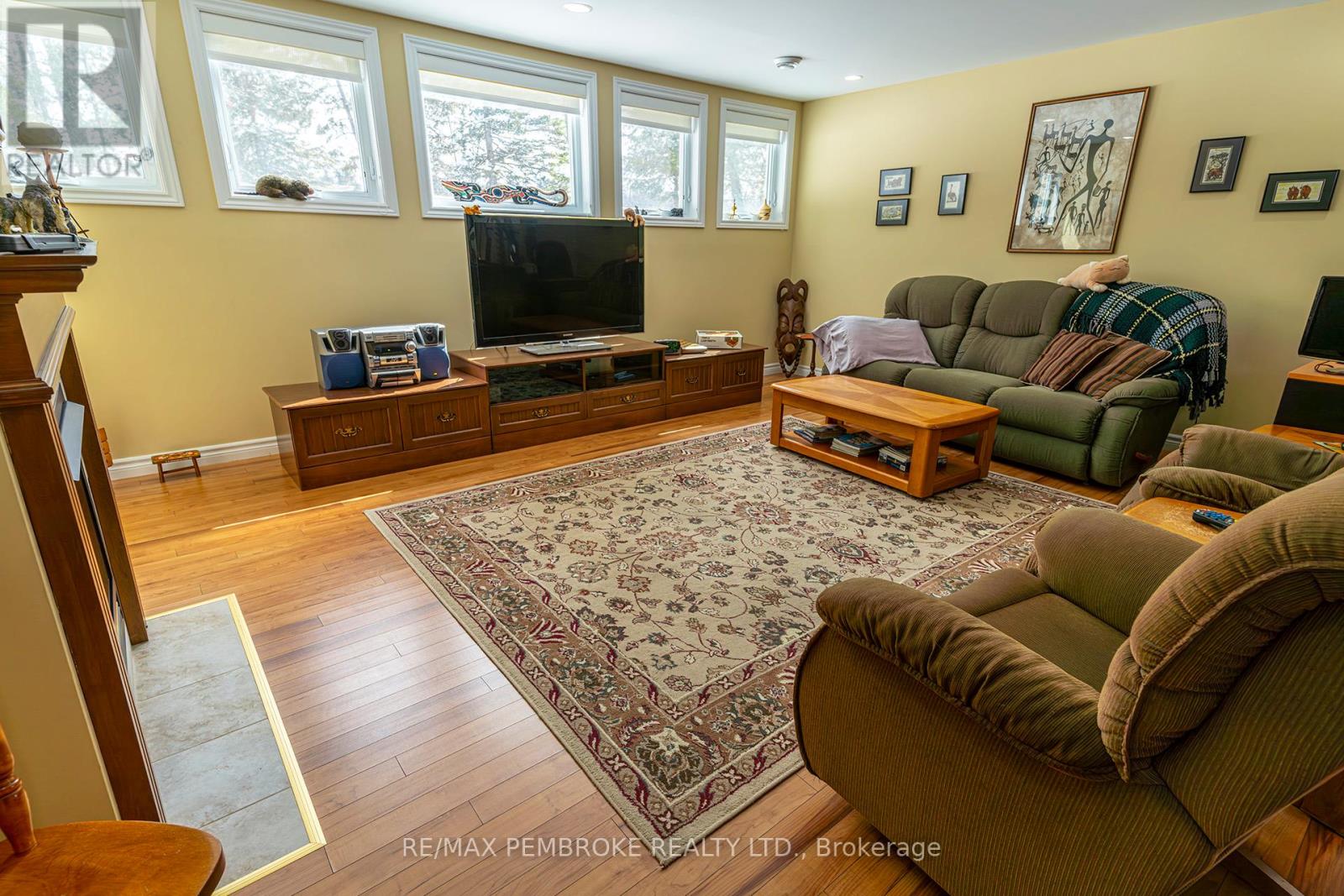 Bright & oversized family room