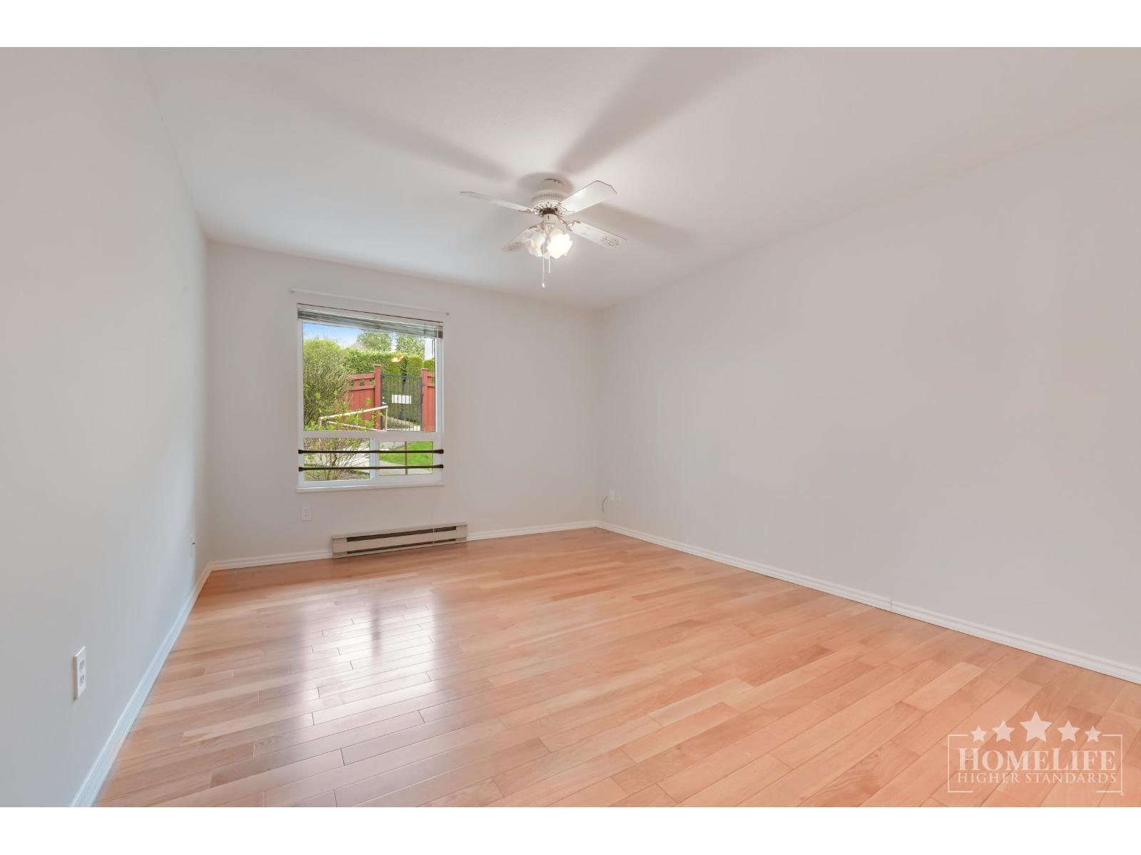 519 1350 VIDAL STREET, White Rock