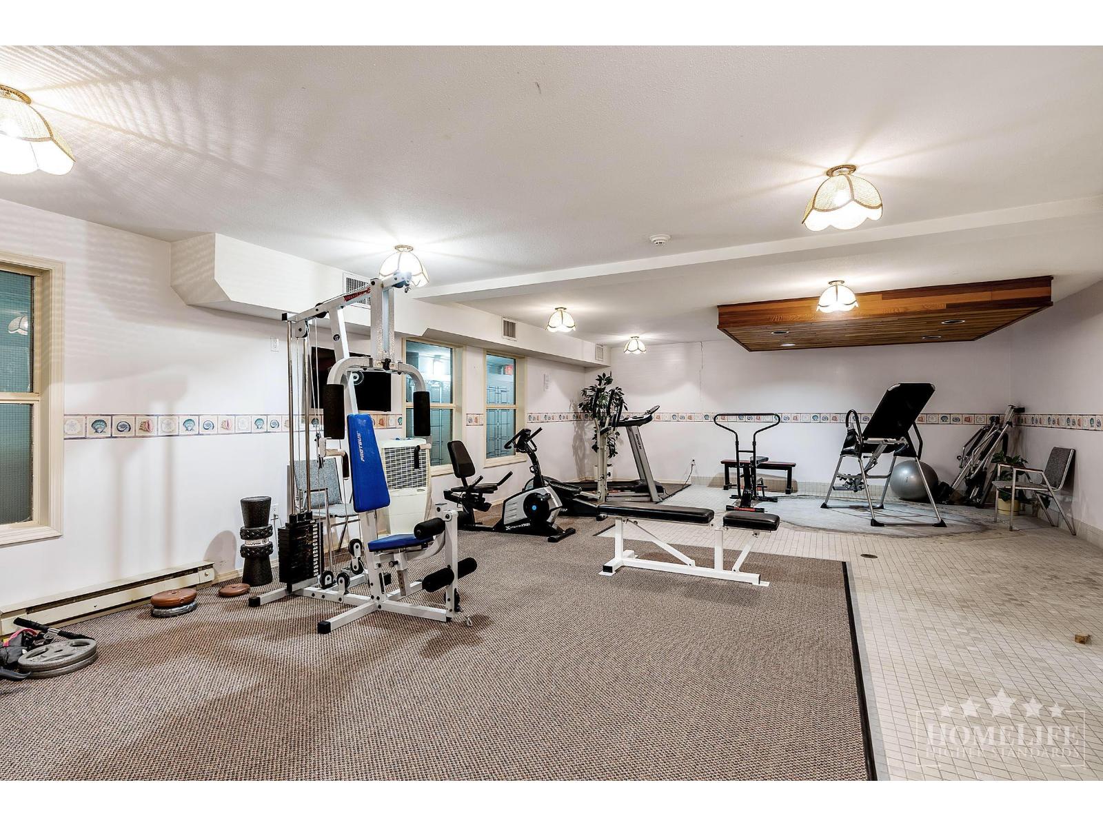 519 1350 VIDAL STREET, White Rock