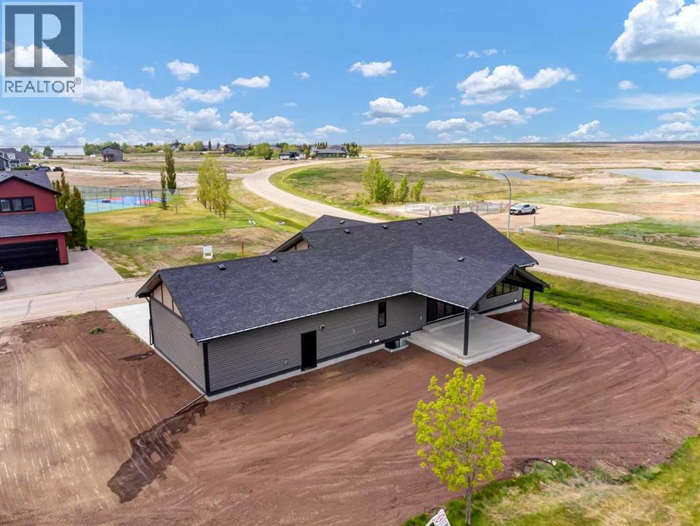 
          25 Blue Heron Bay
            <br/>
            <span>Lake Newell Resort</span>
            , 
            <span>AB</span>
             <span>T1R0X5</span>
         - Photo 32