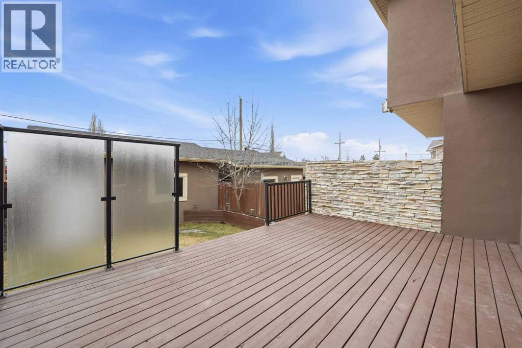 Single Family House for Sale in   Avenue NE Tuxedo Park Calgary 