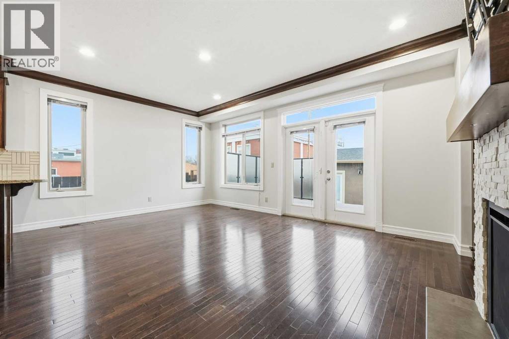 Single Family House for Sale in   Avenue NE Tuxedo Park Calgary 