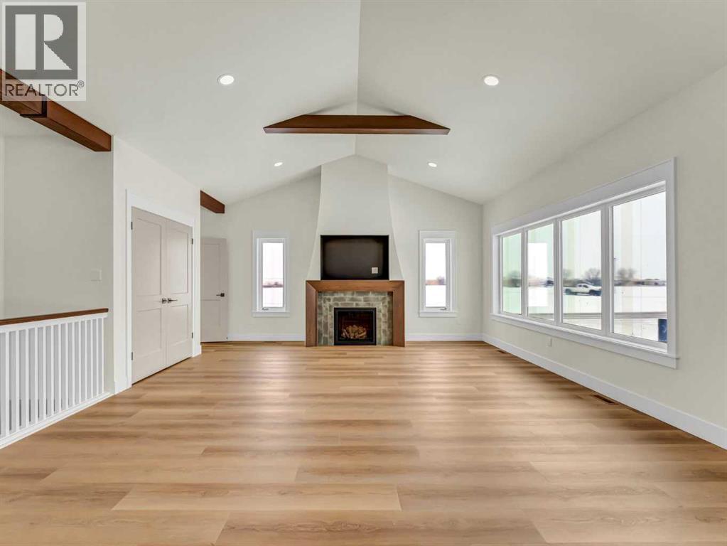 
          25 Blue Heron Bay
            <br/>
            <span>Lake Newell Resort</span>
            , 
            <span>AB</span>
             <span>T1R0X5</span>
         - Photo 31