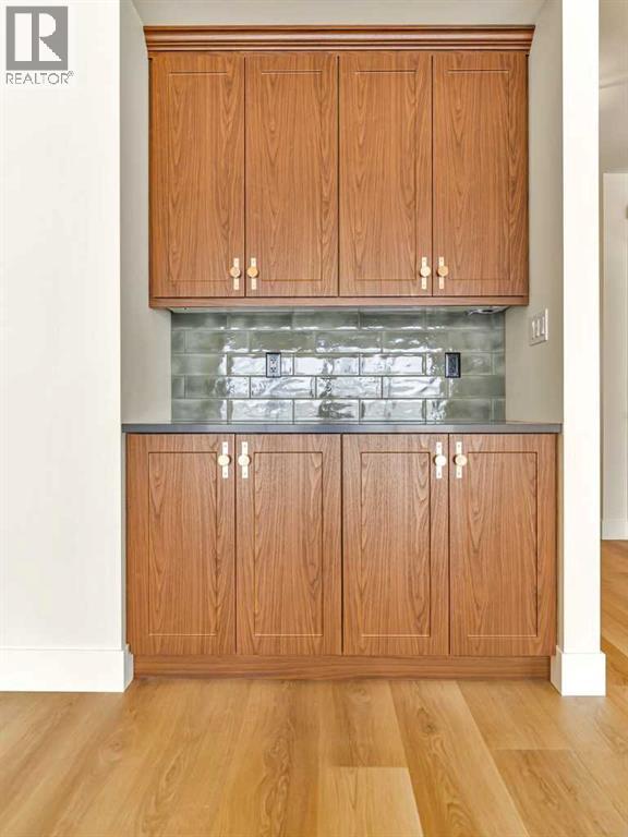 
          25 Blue Heron Bay
            <br/>
            <span>Lake Newell Resort</span>
            , 
            <span>AB</span>
             <span>T1R0X5</span>
         - Photo 44