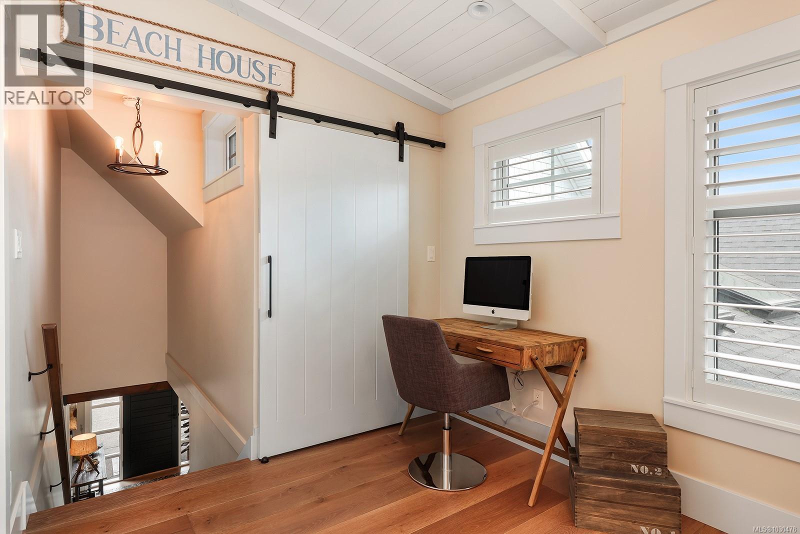 1050/1046 Kincora Lane, Comox