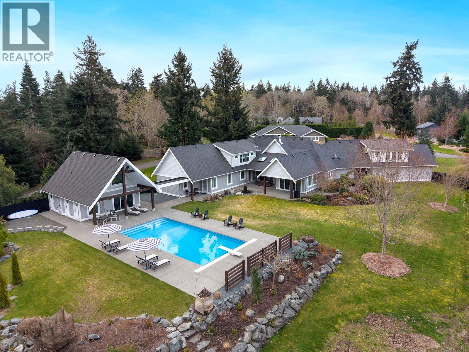 1050/1046 Kincora Lane, Comox