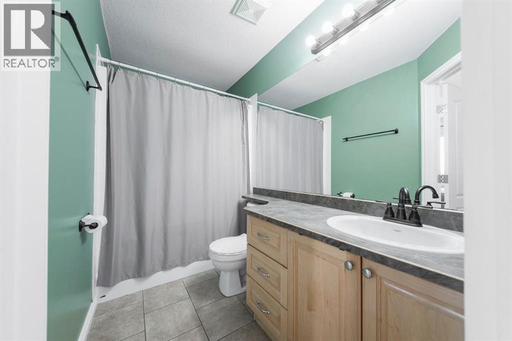 100 Swanson Crescent, Fort McMurray