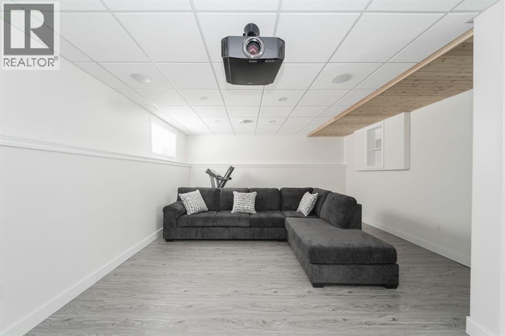 100 Swanson Crescent, Fort McMurray