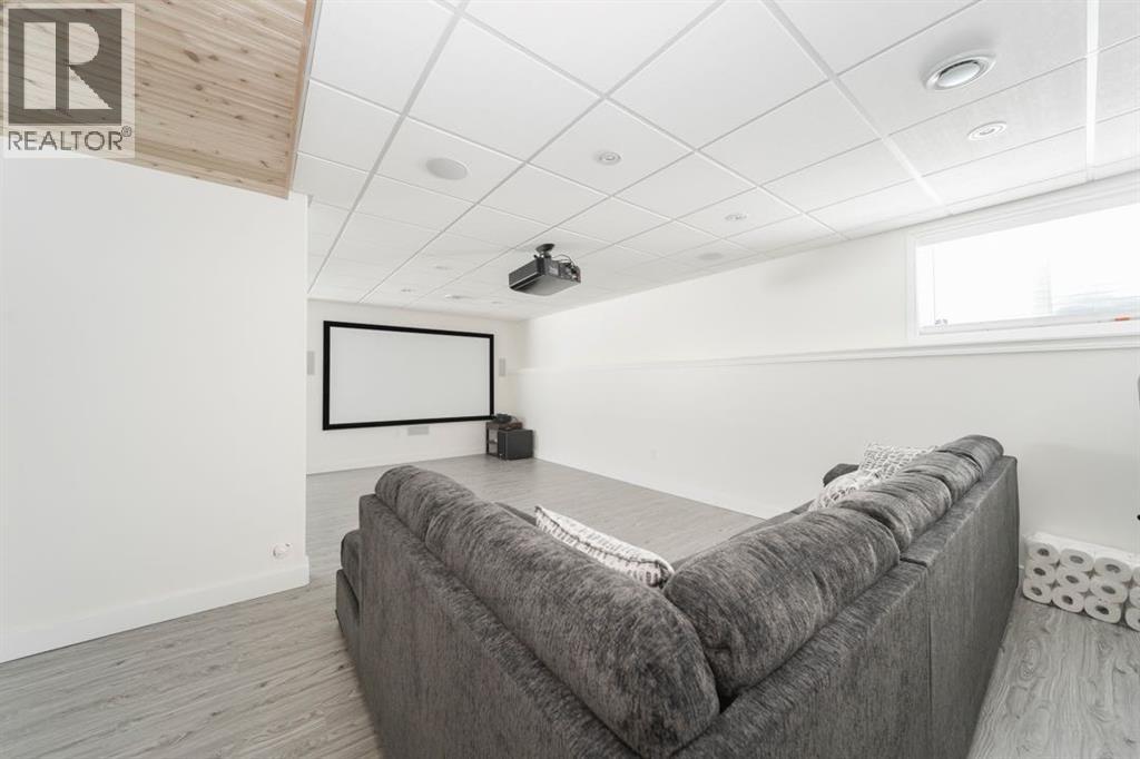 100 Swanson Crescent, Fort McMurray