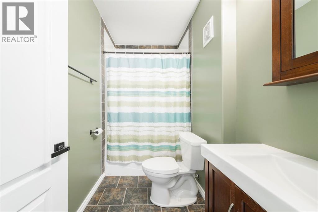 100 Swanson Crescent, Fort McMurray