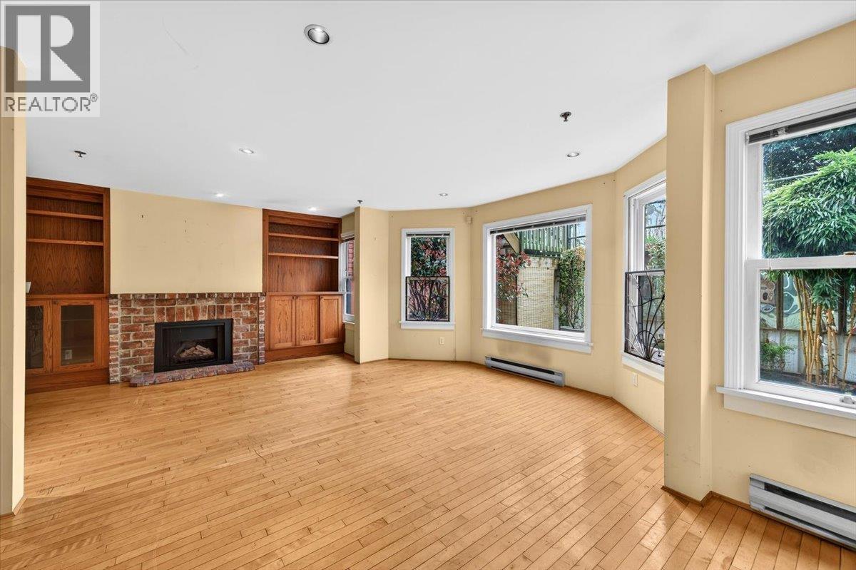 751 KEEFER STREET, Vancouver