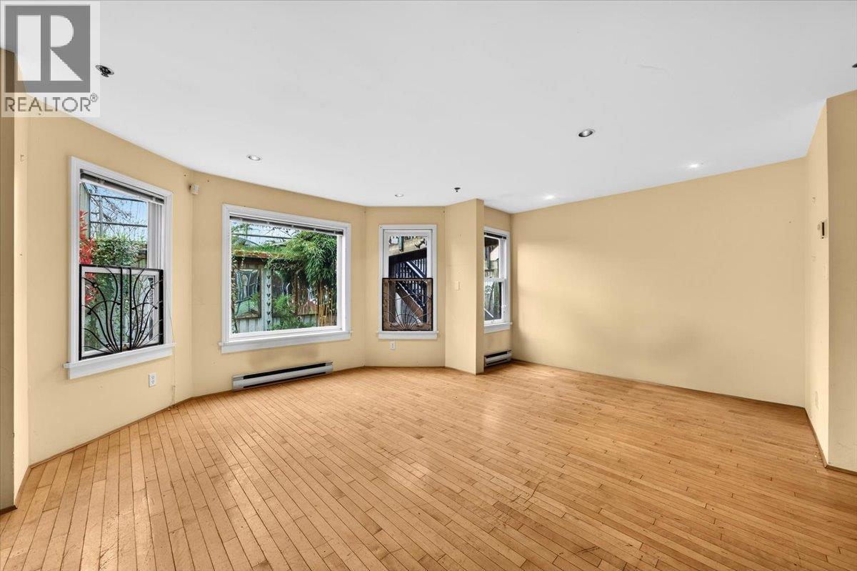 751 KEEFER STREET, Vancouver