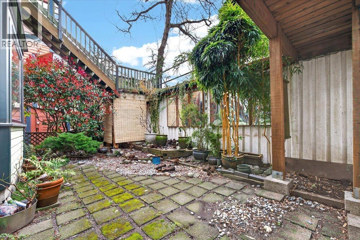 751 KEEFER STREET, Vancouver