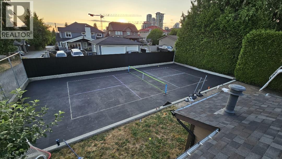 376 RICHARD STREET, Coquitlam