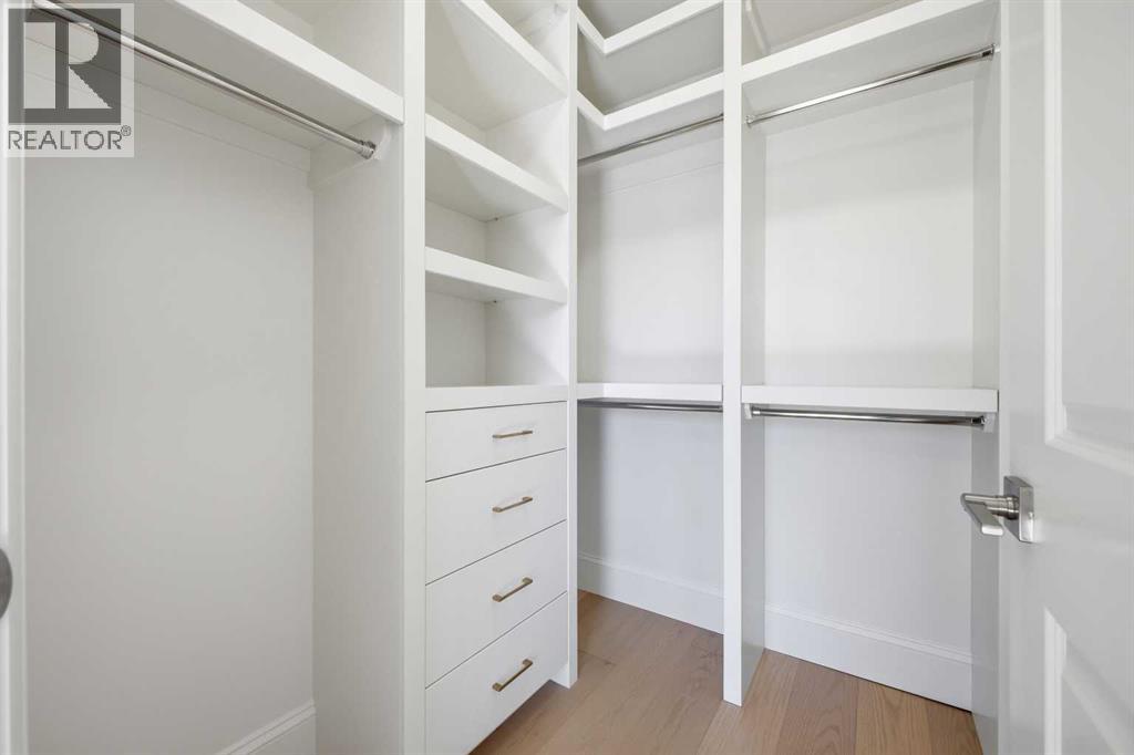 Single Family House for Sale in   Avenue SW South Calgary Calgary 