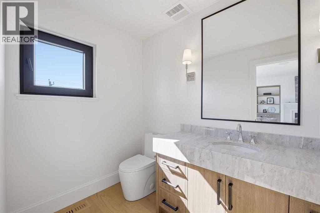 Single Family House for Sale in   Avenue SW South Calgary Calgary 