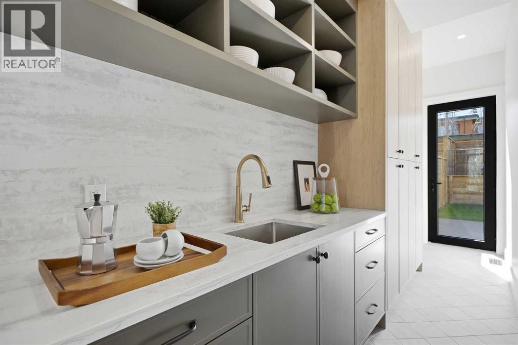 Single Family House for Sale in   Avenue SW South Calgary Calgary 