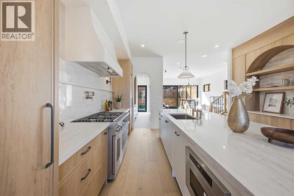 Single Family House for Sale in   Avenue SW South Calgary Calgary 