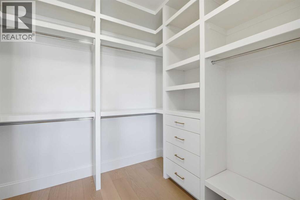 Single Family House for Sale in   Avenue SW South Calgary Calgary 