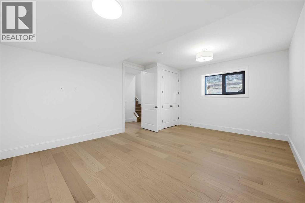 Single Family House for Sale in   Avenue SW South Calgary Calgary 