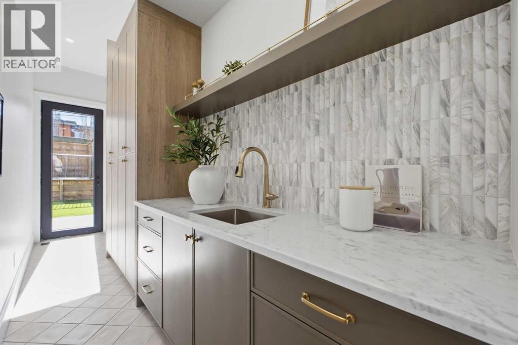 Single Family House for Sale in   Avenue SW South Calgary Calgary 