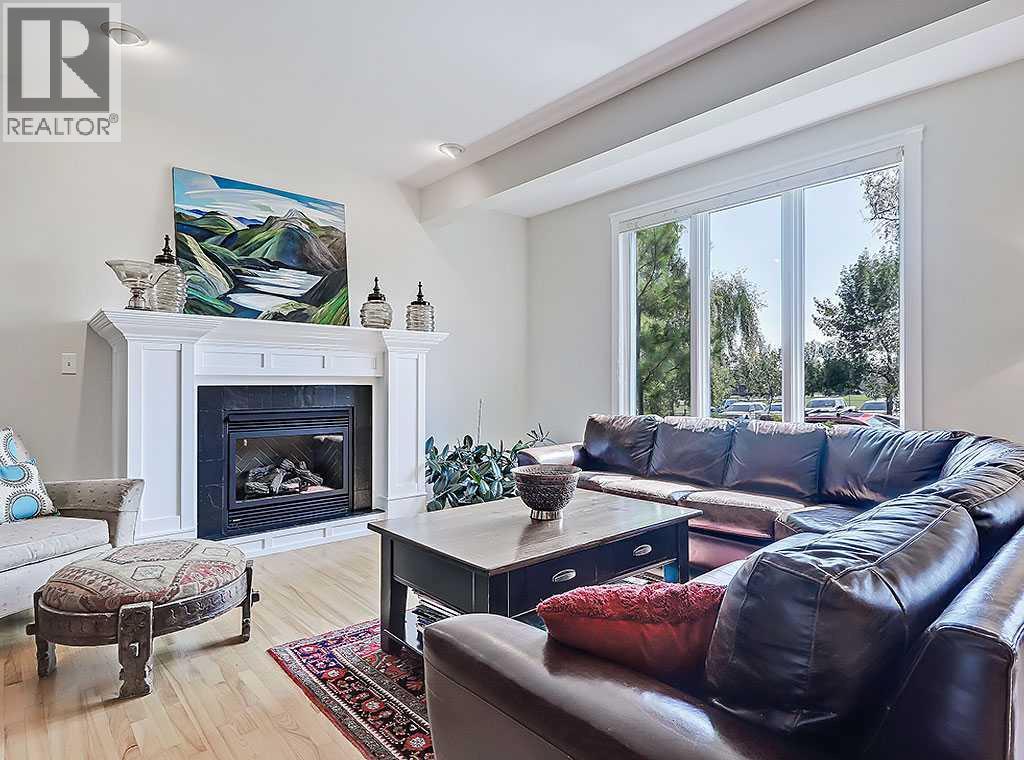 616 47 AVENUE SW - 7