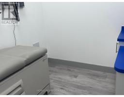 2 - 5694 Highway 7 Highway E, Markham, ON L3P1B4 Photo 6