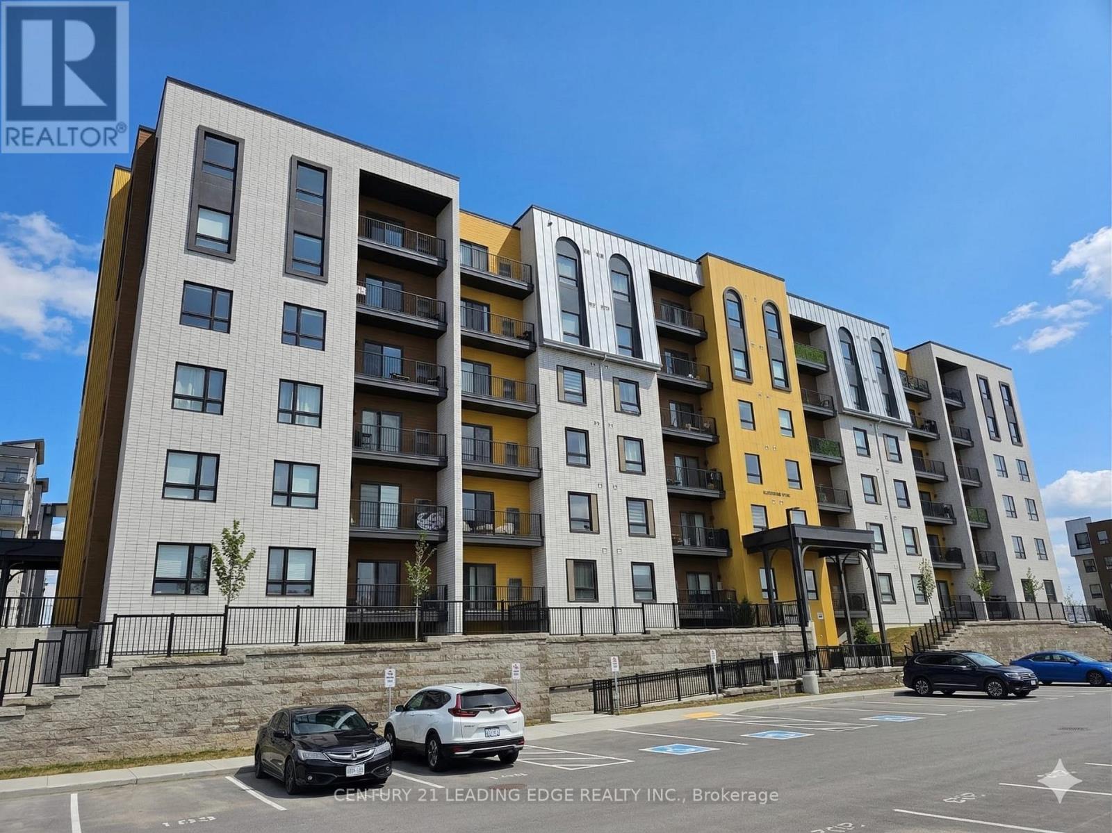 502 - 8 CULINARY LANE