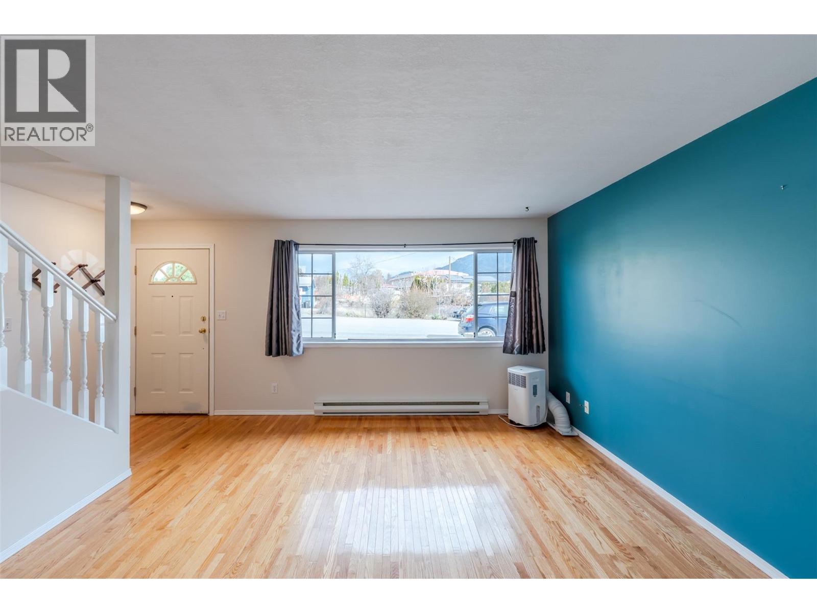 20 CACTUS CRESCENT - Image 3