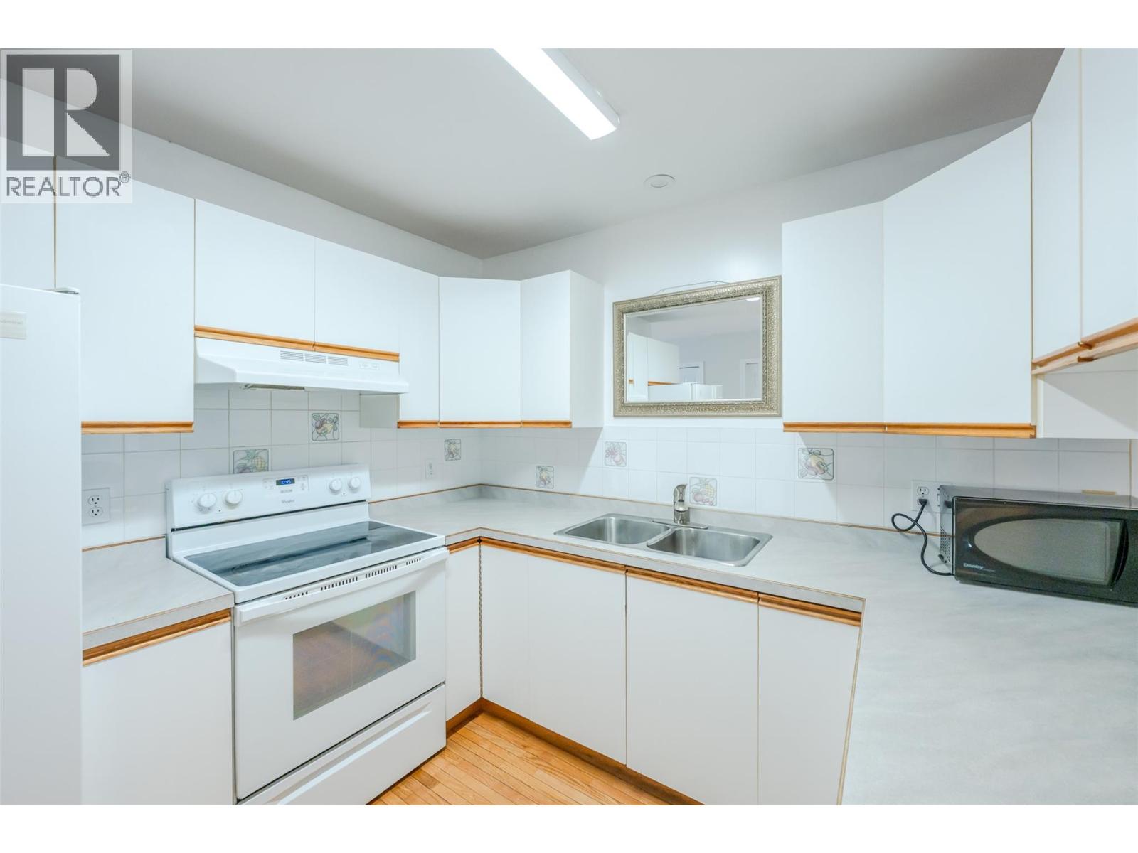 20 CACTUS CRESCENT - 11