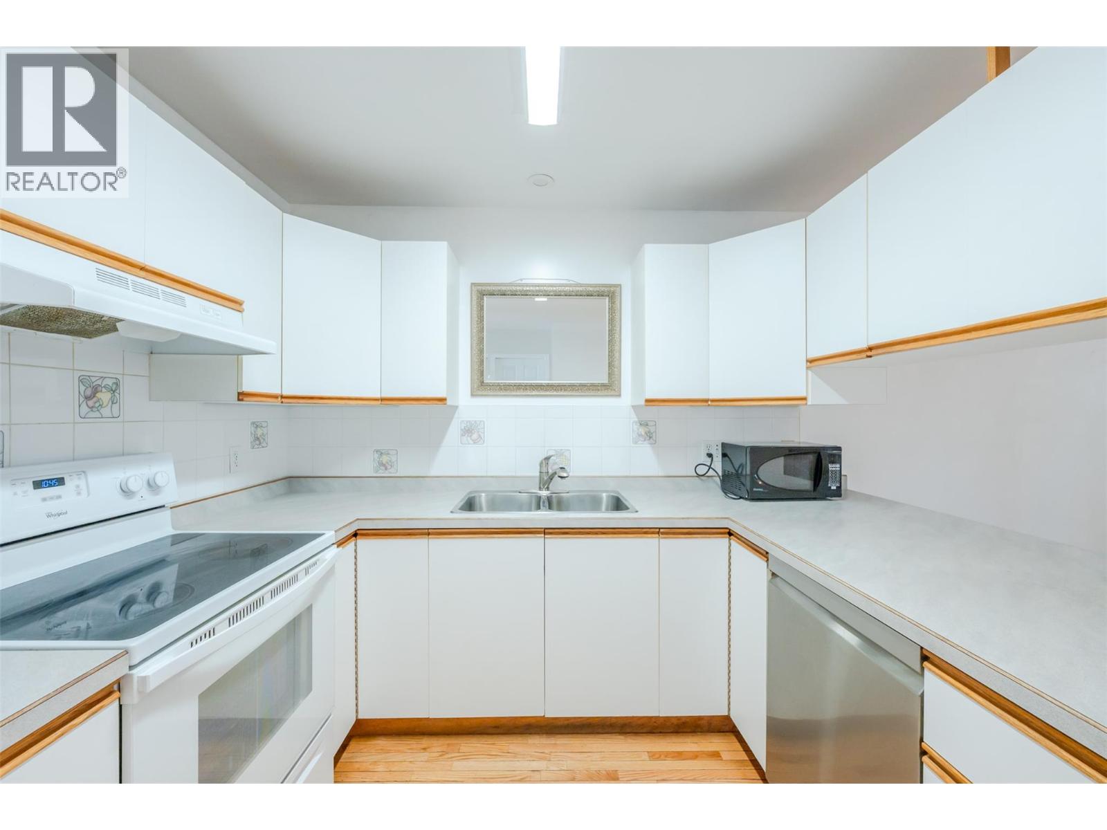 20 CACTUS CRESCENT - 10