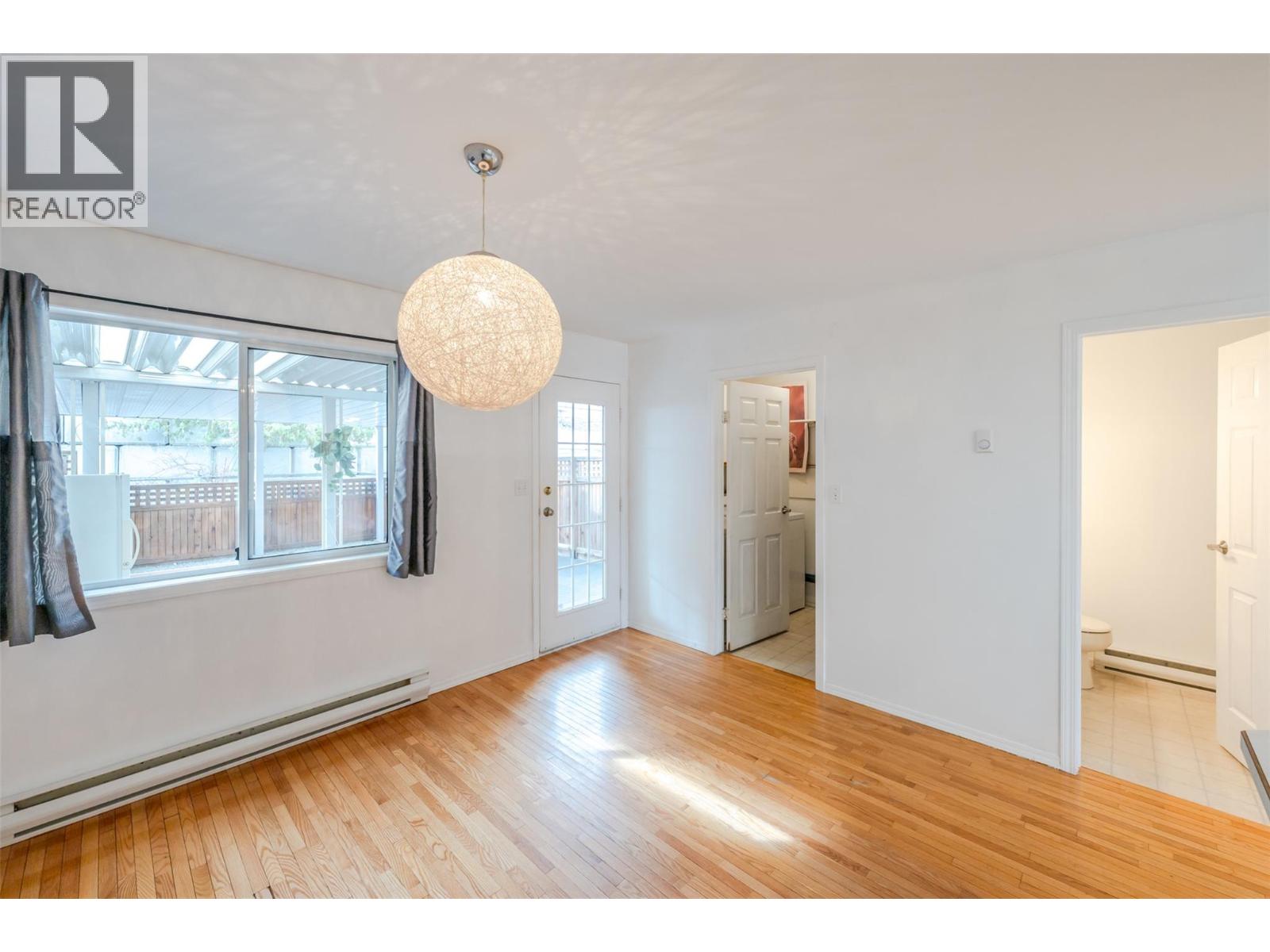 20 CACTUS CRESCENT - 18