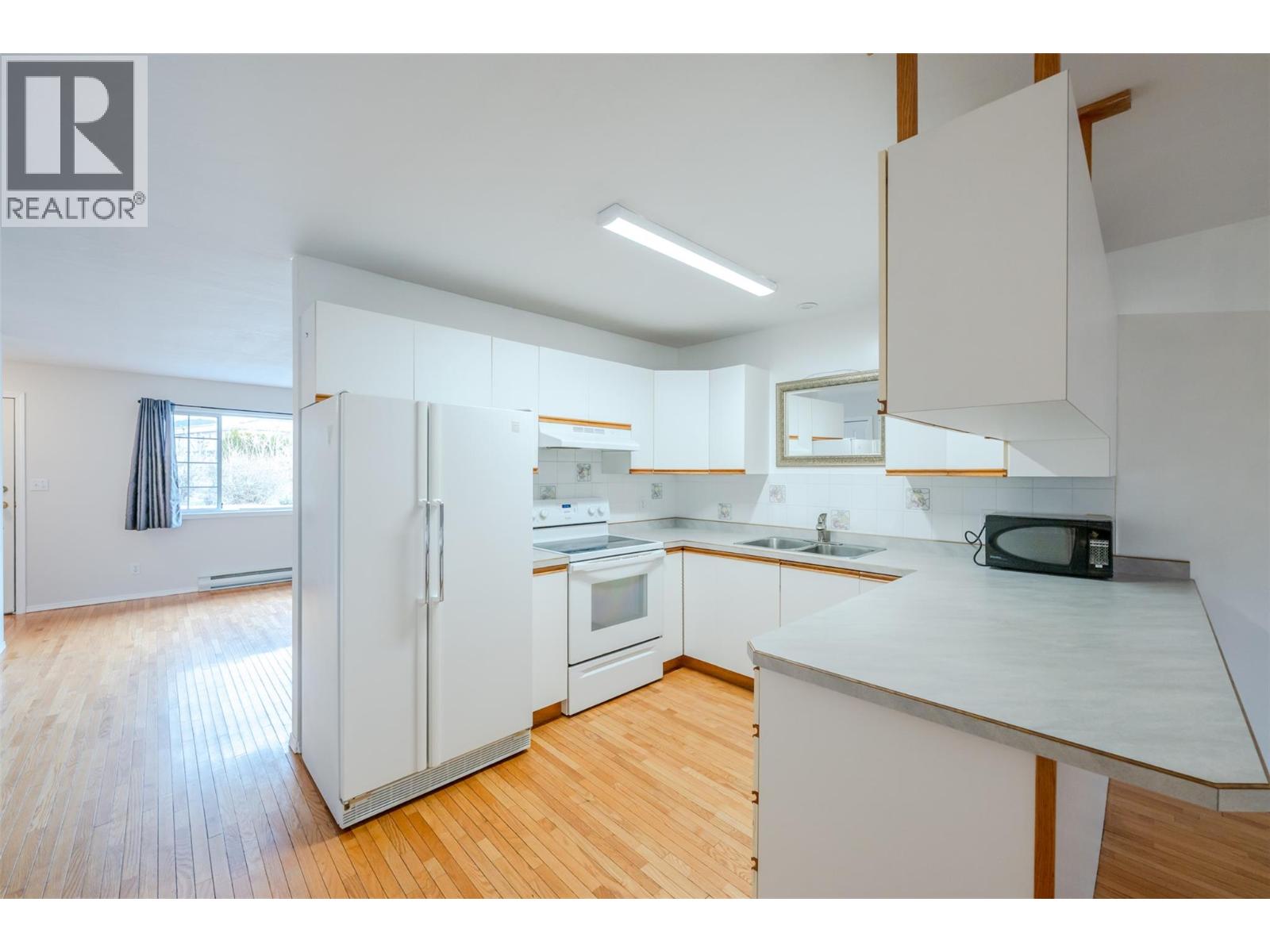 20 CACTUS CRESCENT - 14