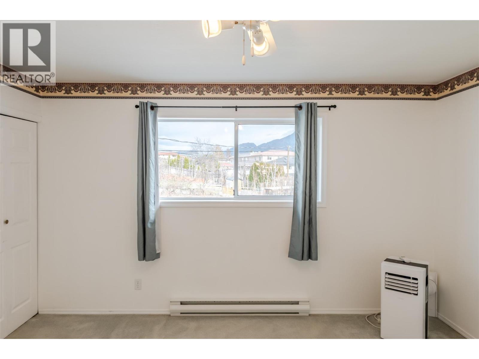 20 CACTUS CRESCENT - 31