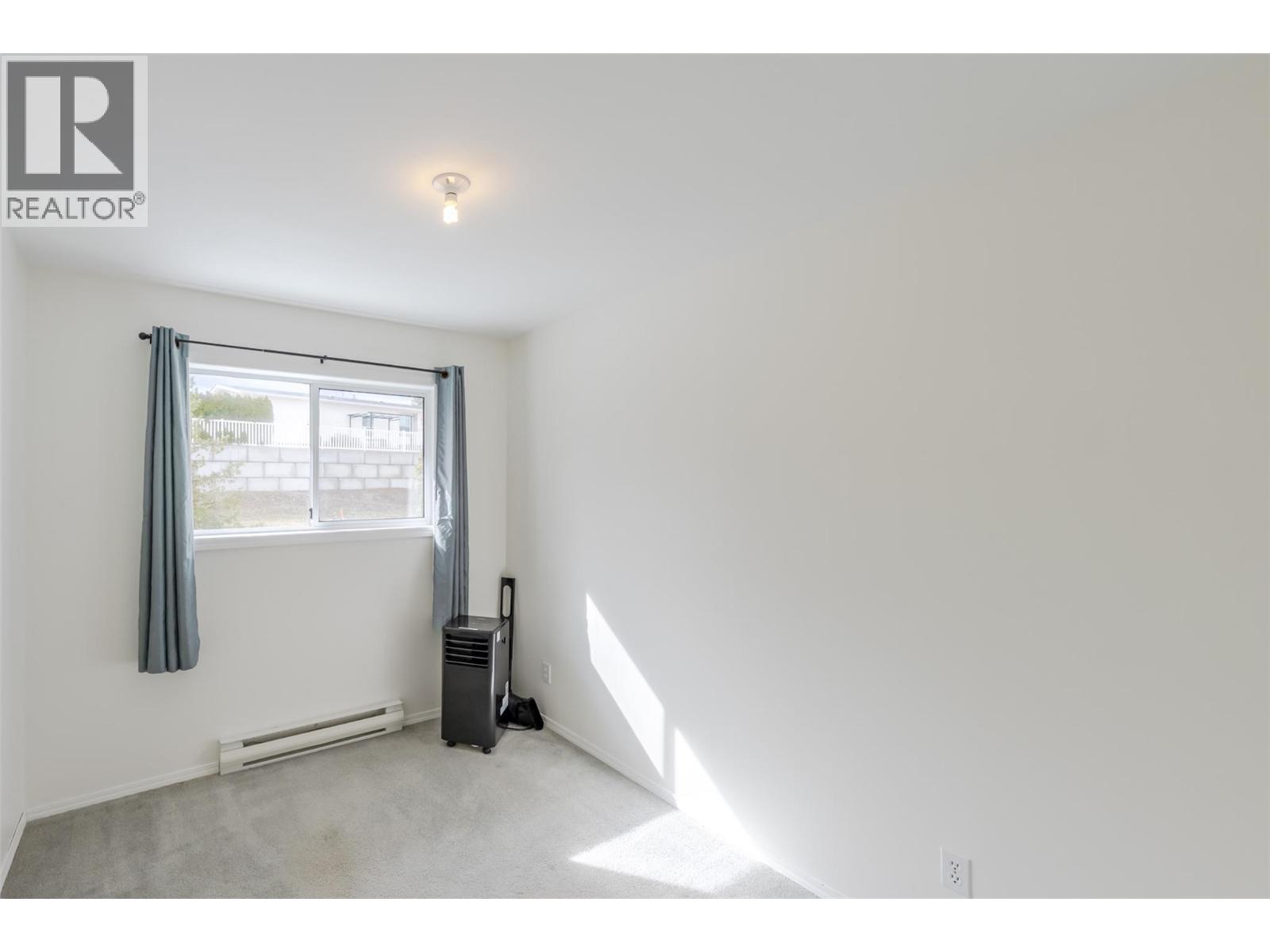 20 CACTUS CRESCENT - 37