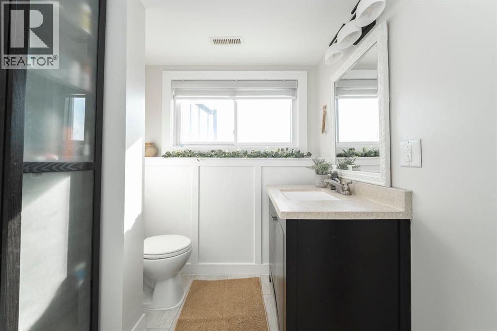 101 Deep Road, Fort McMurray