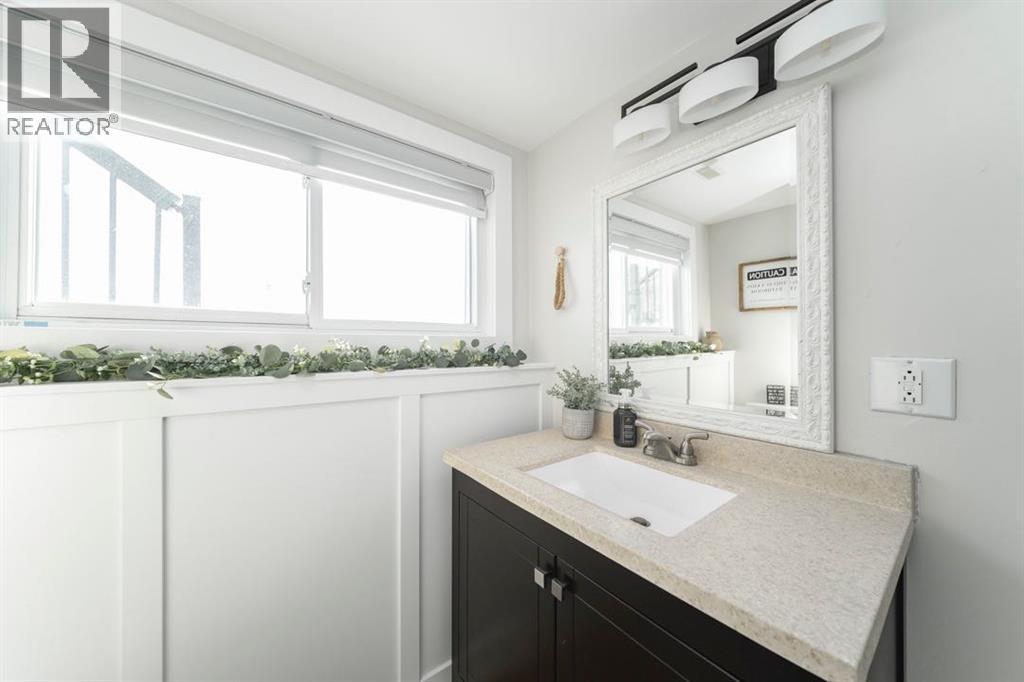 101 Deep Road, Fort McMurray