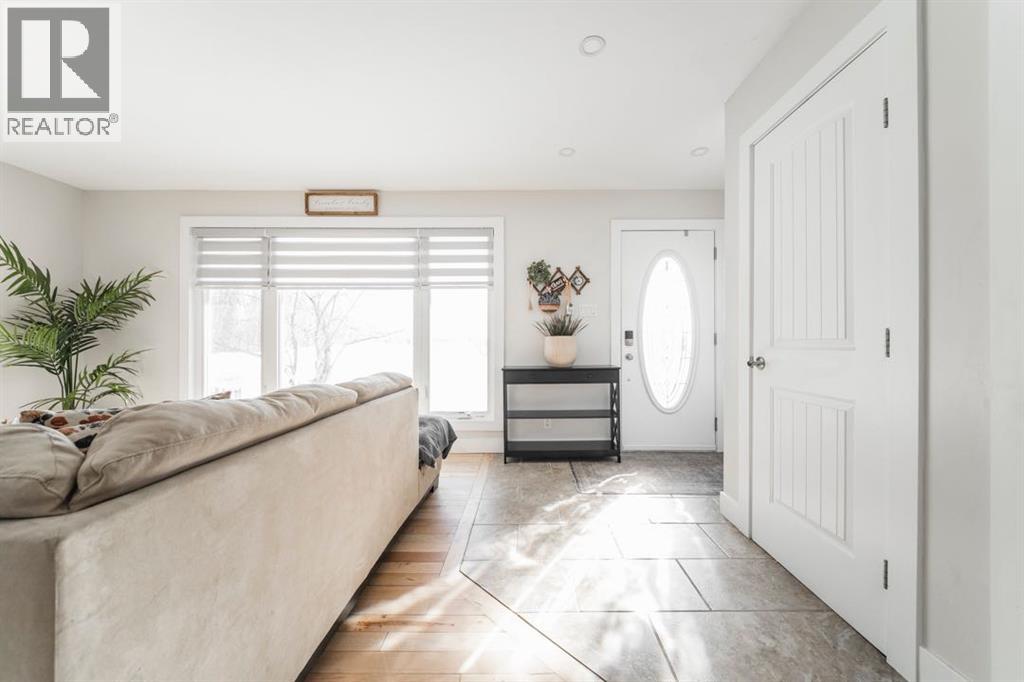 101 Deep Road, Fort McMurray